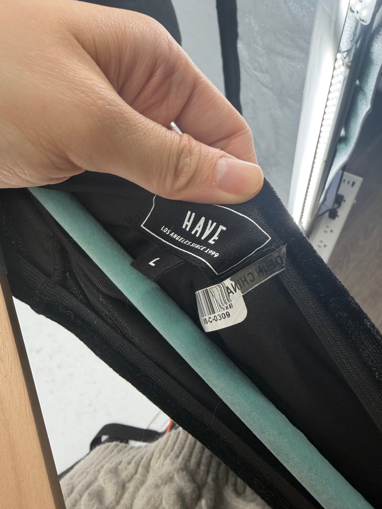 HAVE Black Velvet Skirt – Size L