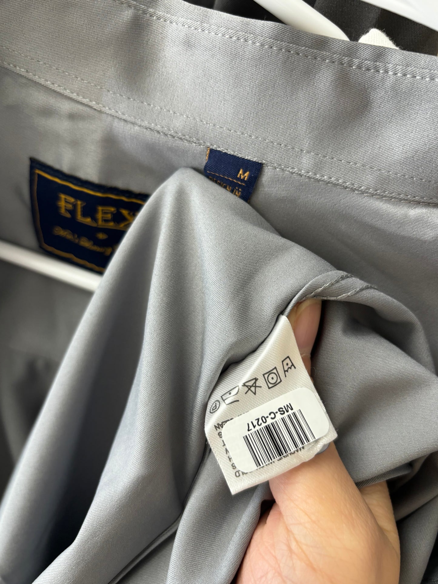 Men’s Light Gray Dress Shirt size m