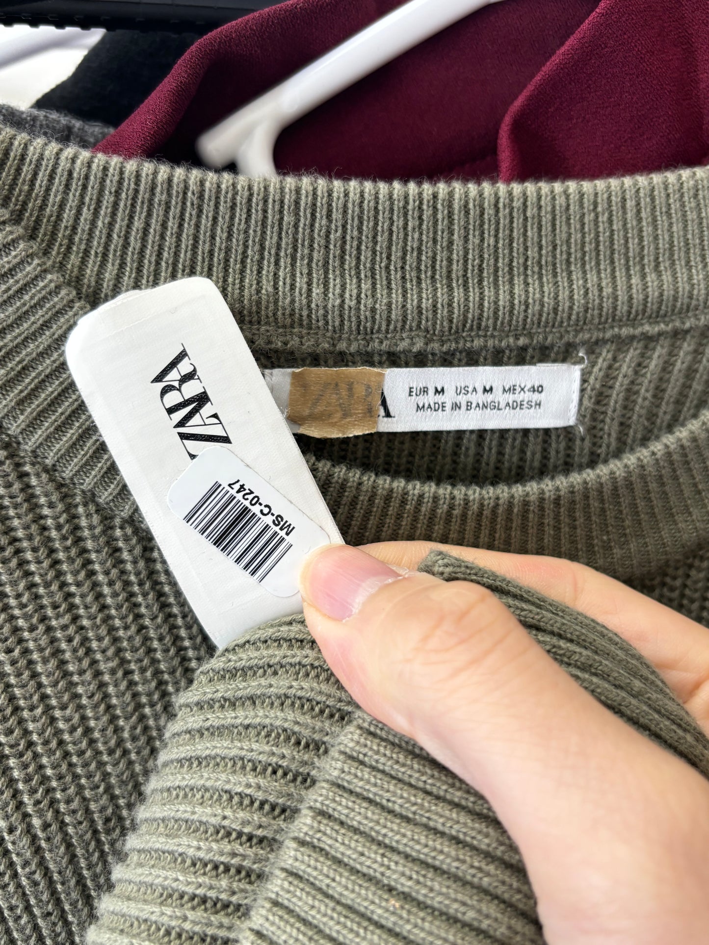 Men’s Olive Green Crew Neck Knit Sweater size m