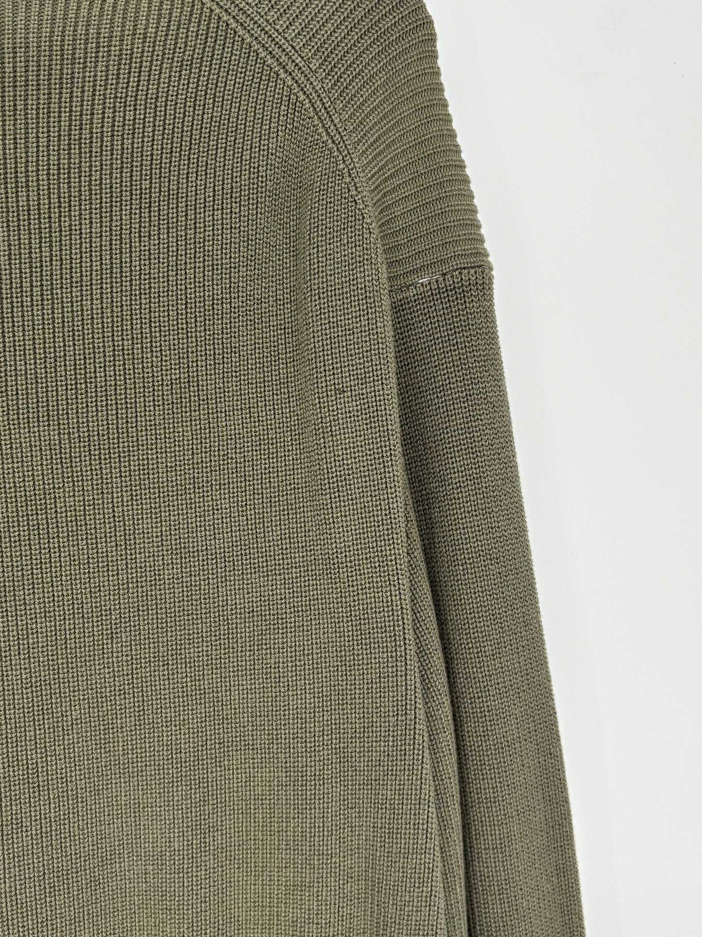 Men’s Olive Green Crew Neck Knit Sweater size m