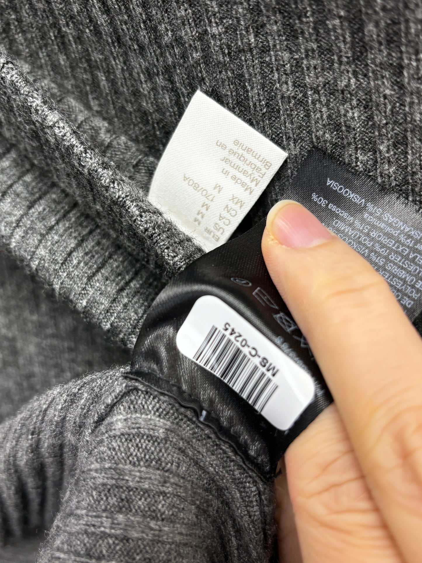 Women’s Black Knit Midi Skirt size m