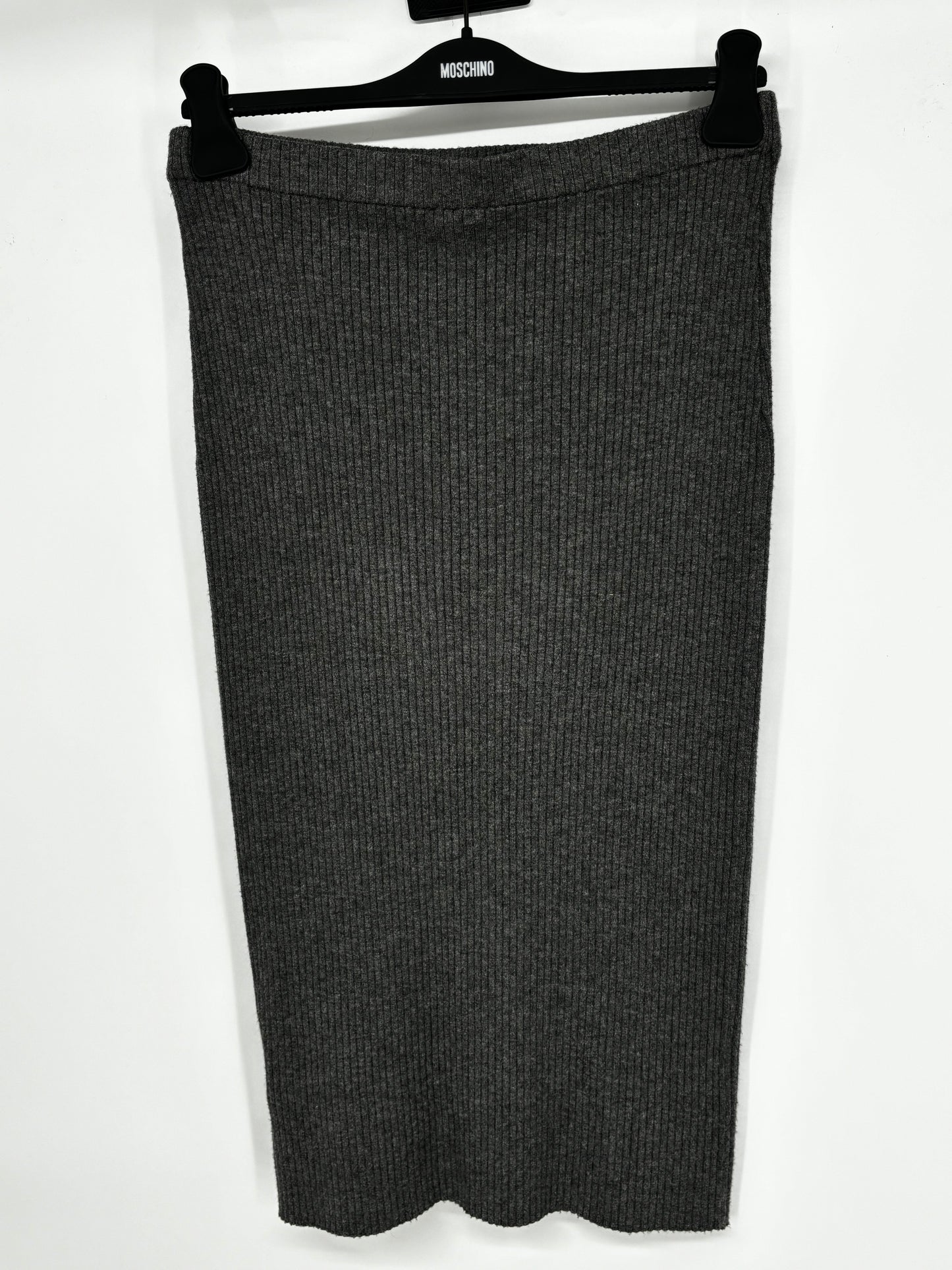 Women’s Black Knit Midi Skirt size m
