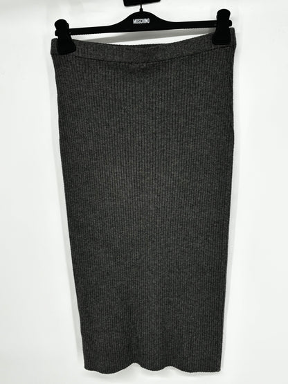 Women’s Black Knit Midi Skirt size m