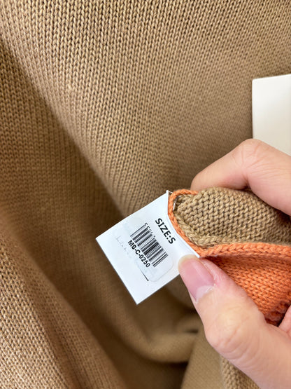 Men’s Beige Colorblock Knit Sweater size s