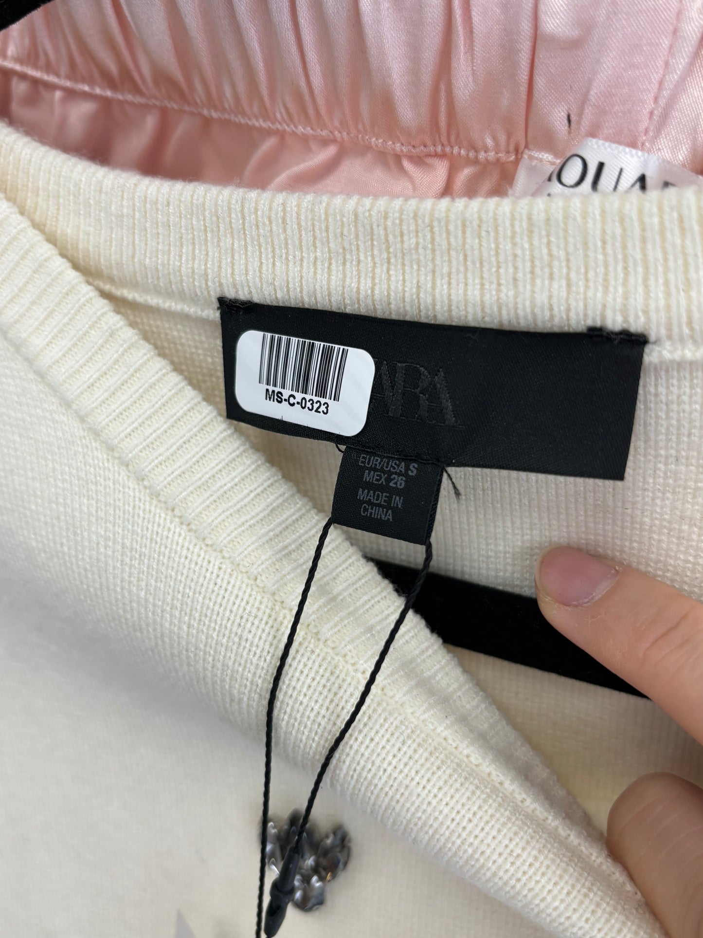 ZARA Women's White Short-Sleeve Crop Top – Size S