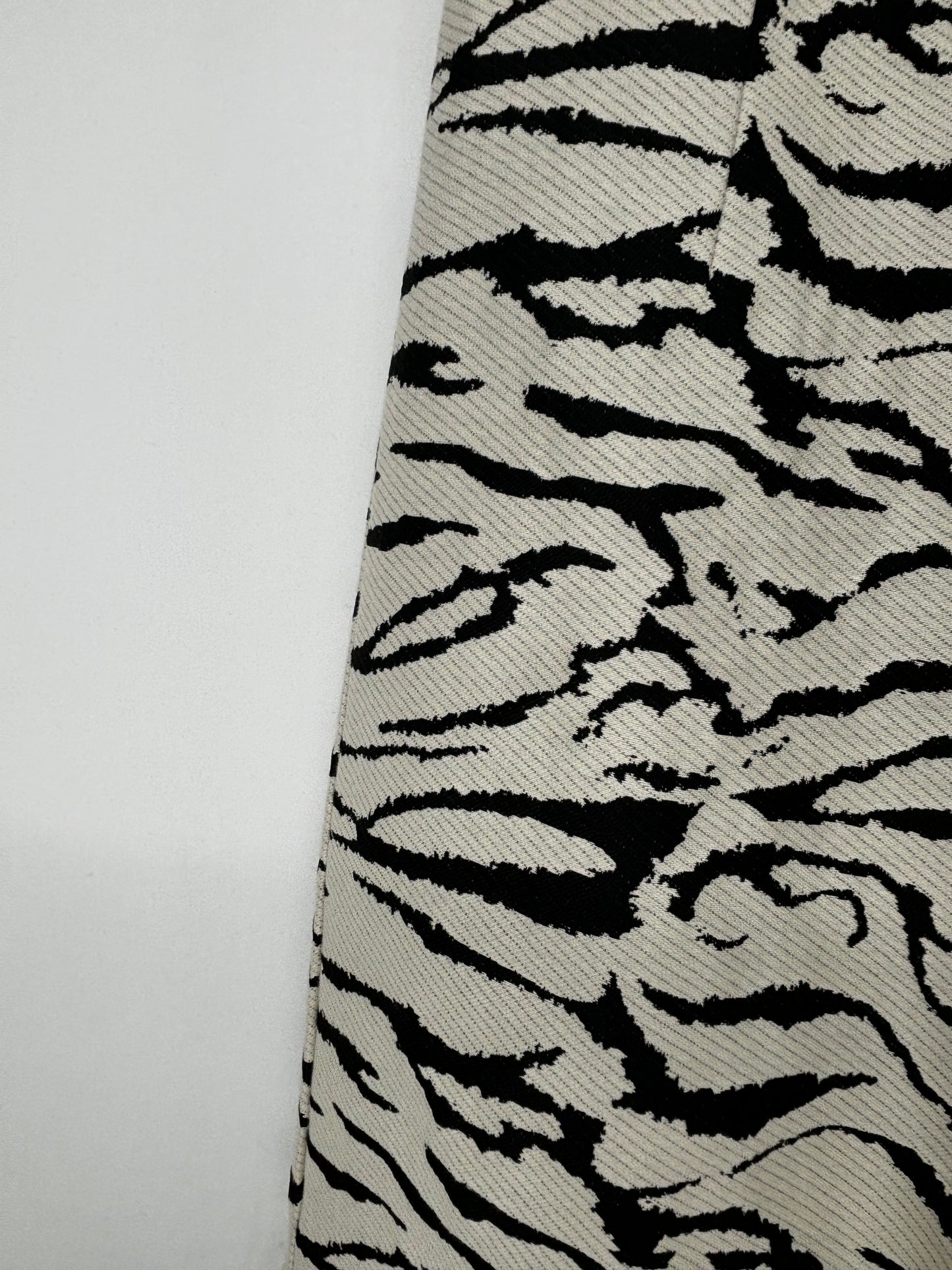 Women's White Skirt with Black Stripes – US Size 4