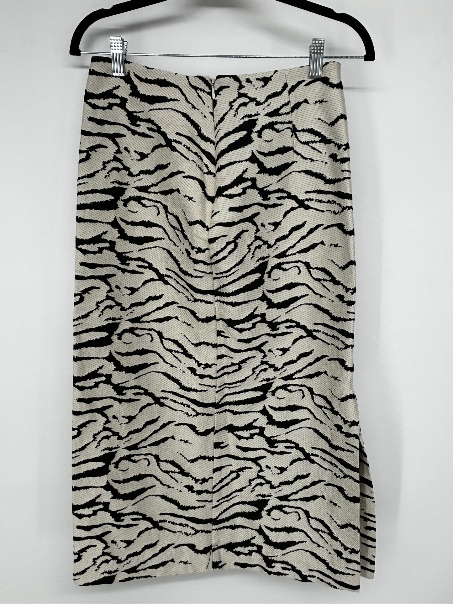 Women's White Skirt with Black Stripes – US Size 4