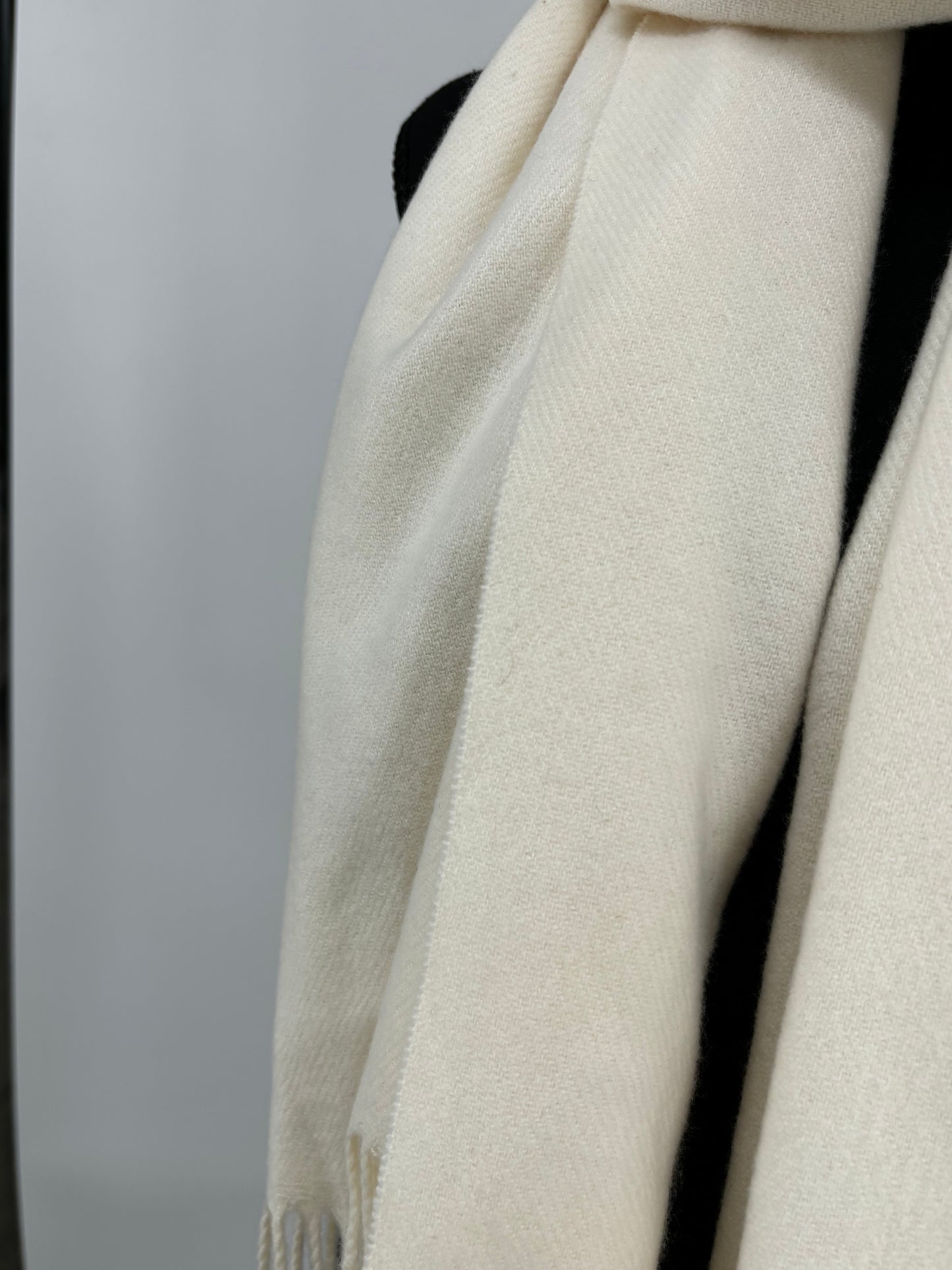 ZARA Women's White Scarf