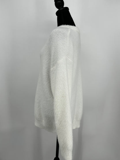 Classic White Knit Sweater – Women’s XL
