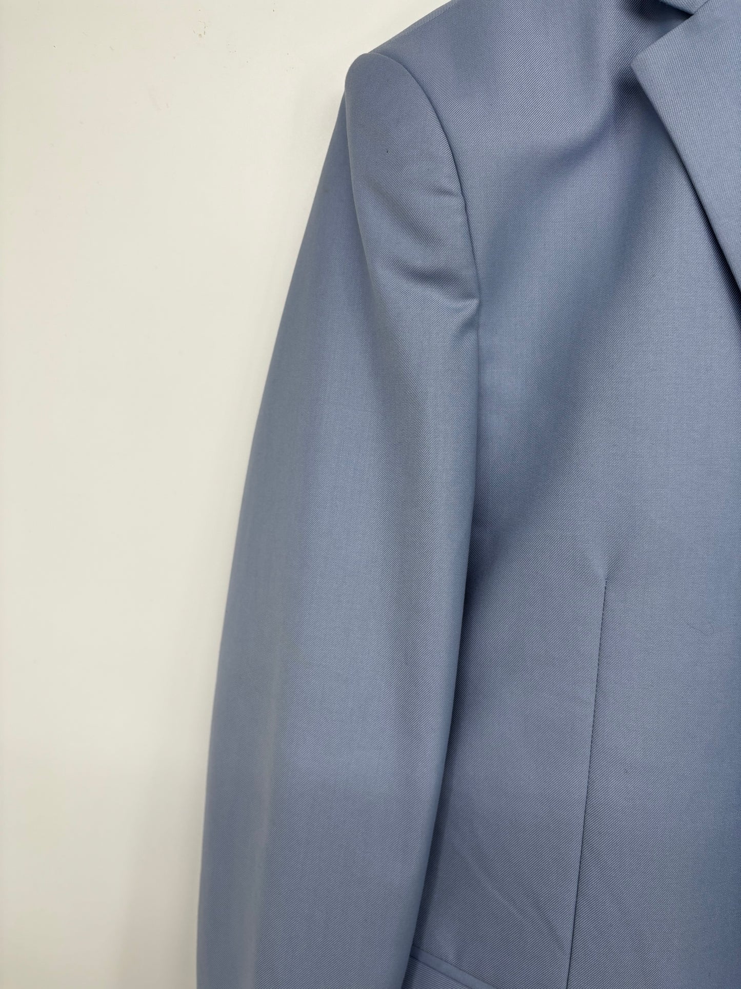 Men’s Blue Blazer – Size M