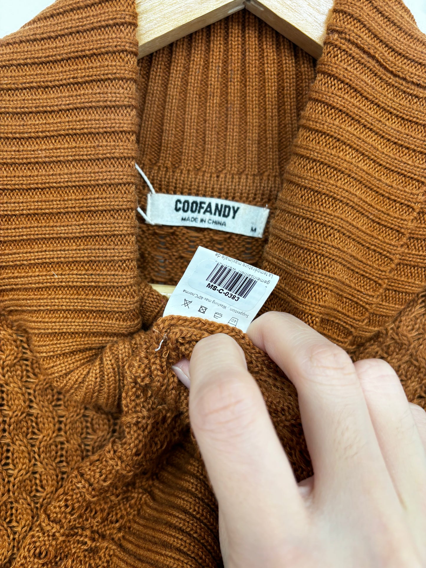 COOFANDY Men’s Brown Turtleneck Sweater – Size M