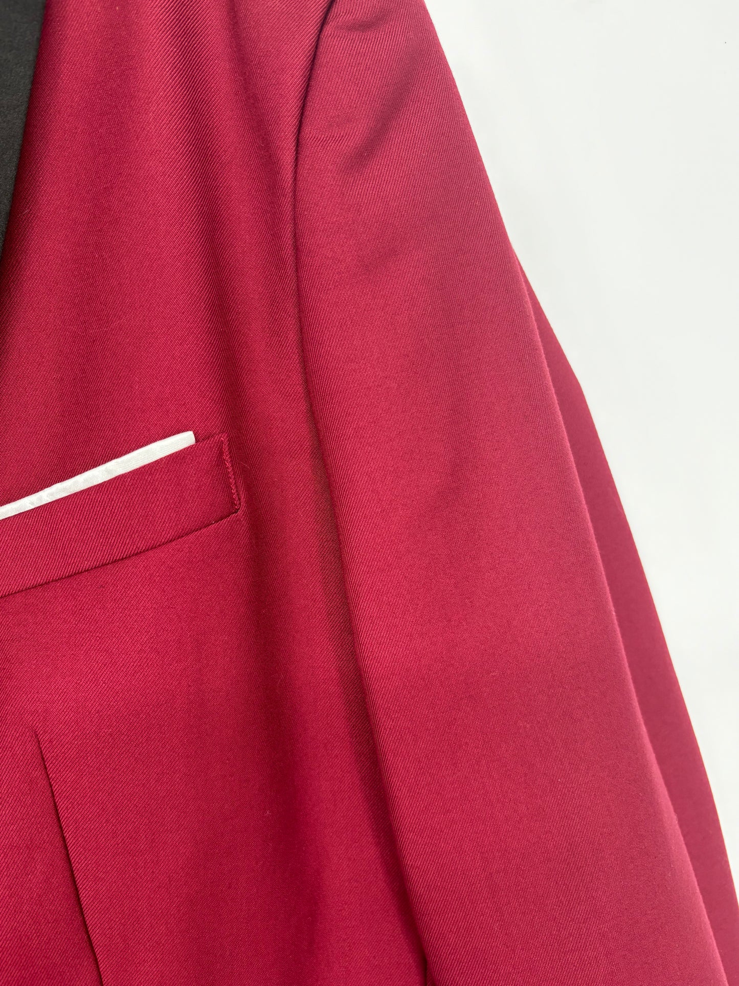 Men’s Red Blazer – Size L