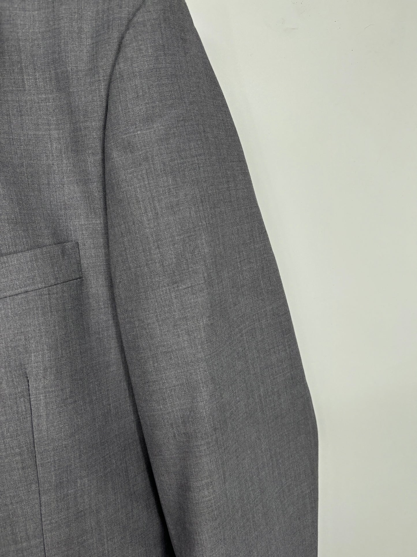 Men’s Gray Blazer – Size L