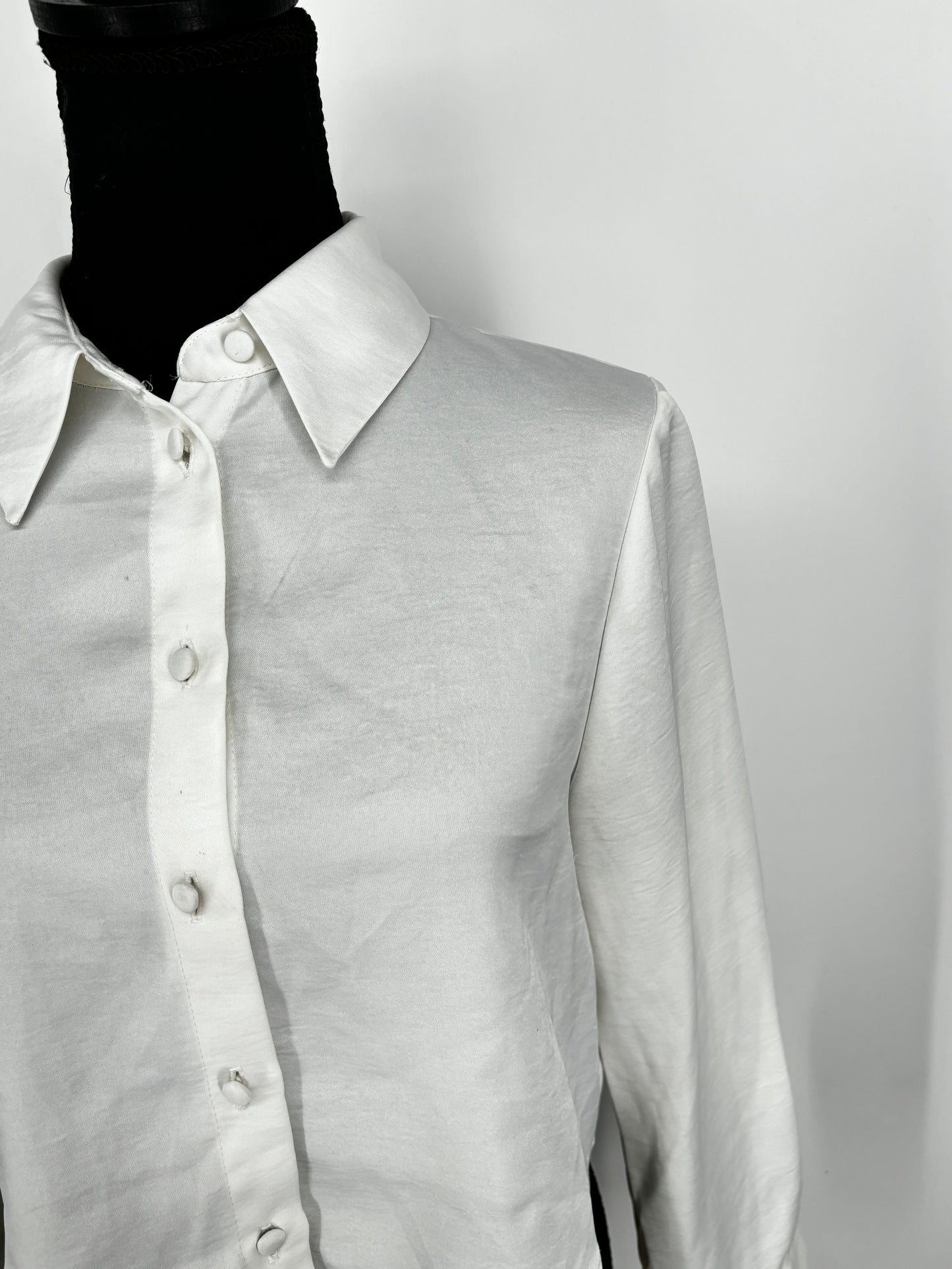 Women’s White Cropped Shirt – Size S