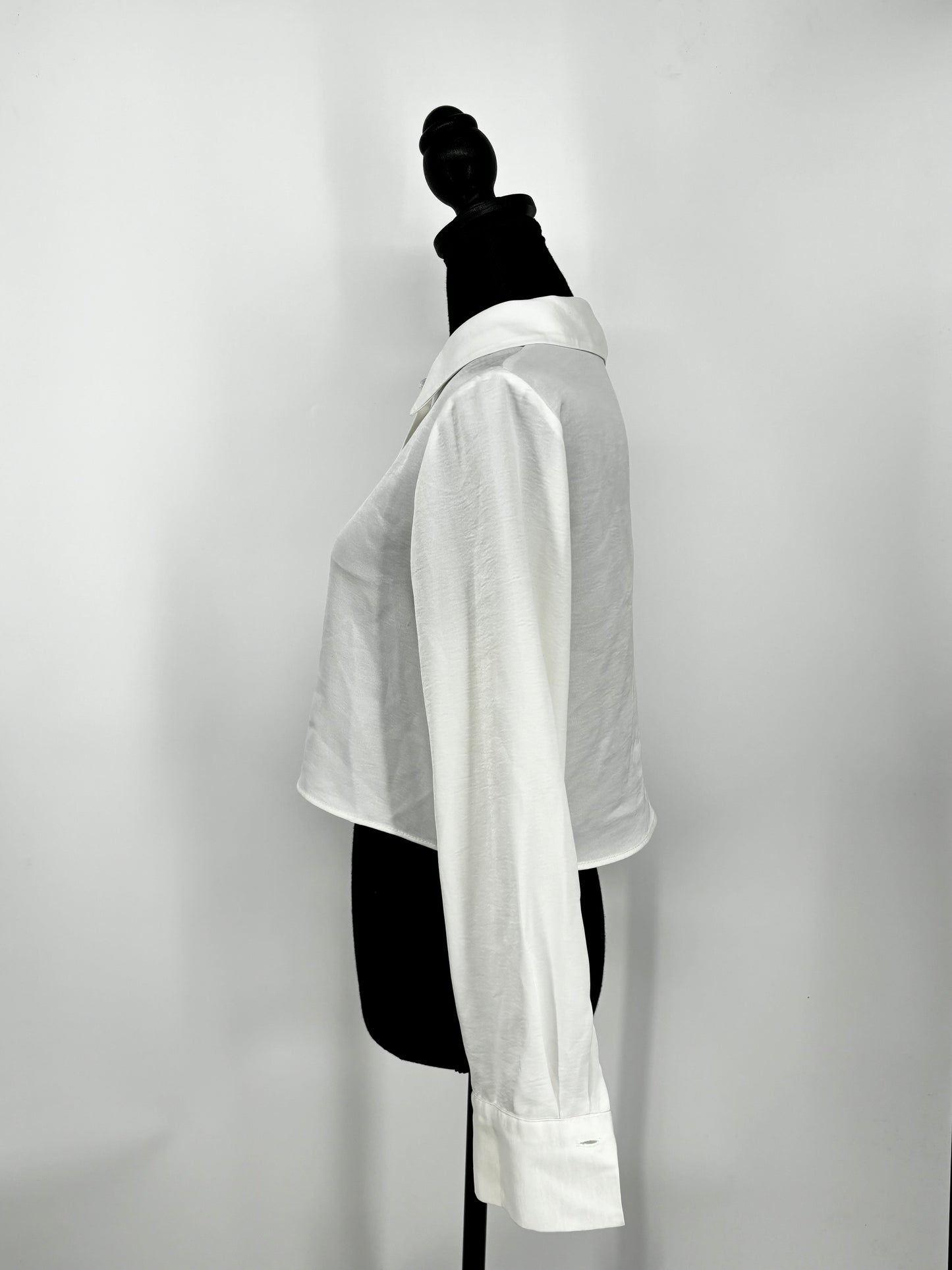 Women’s White Cropped Shirt – Size S