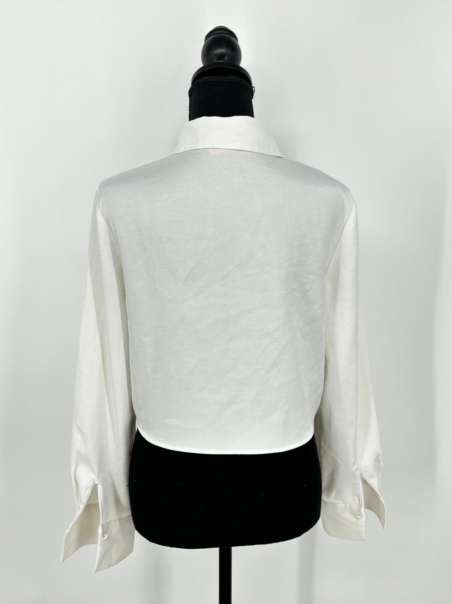 Women’s White Cropped Shirt – Size S