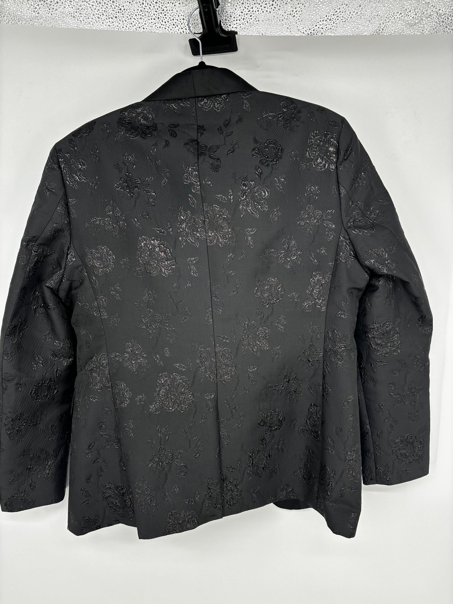 Men’s Black Embroidered Pattern Blazer – Size M
