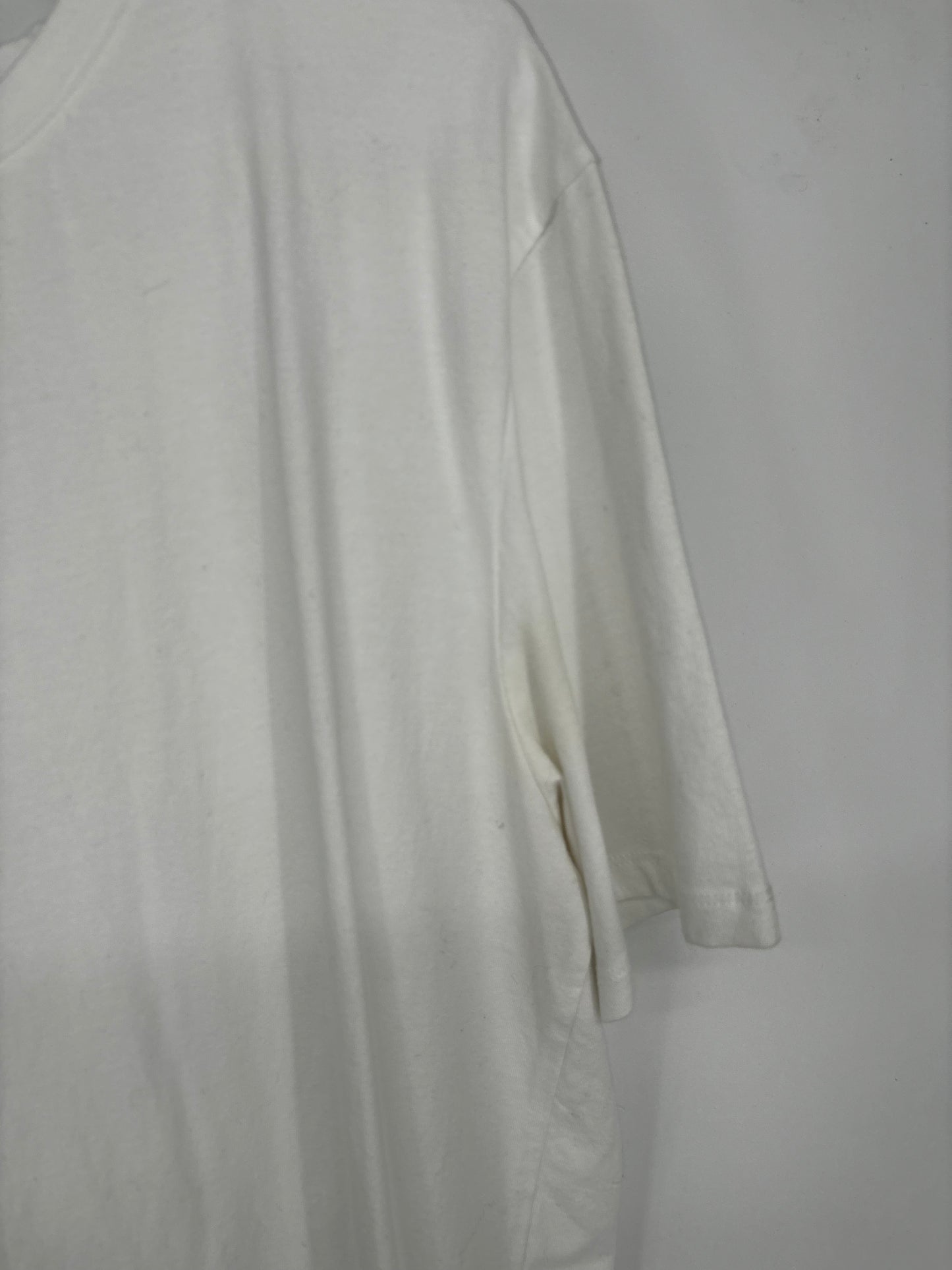 Men’s White Oversized Short Sleeve Tee – Size XL