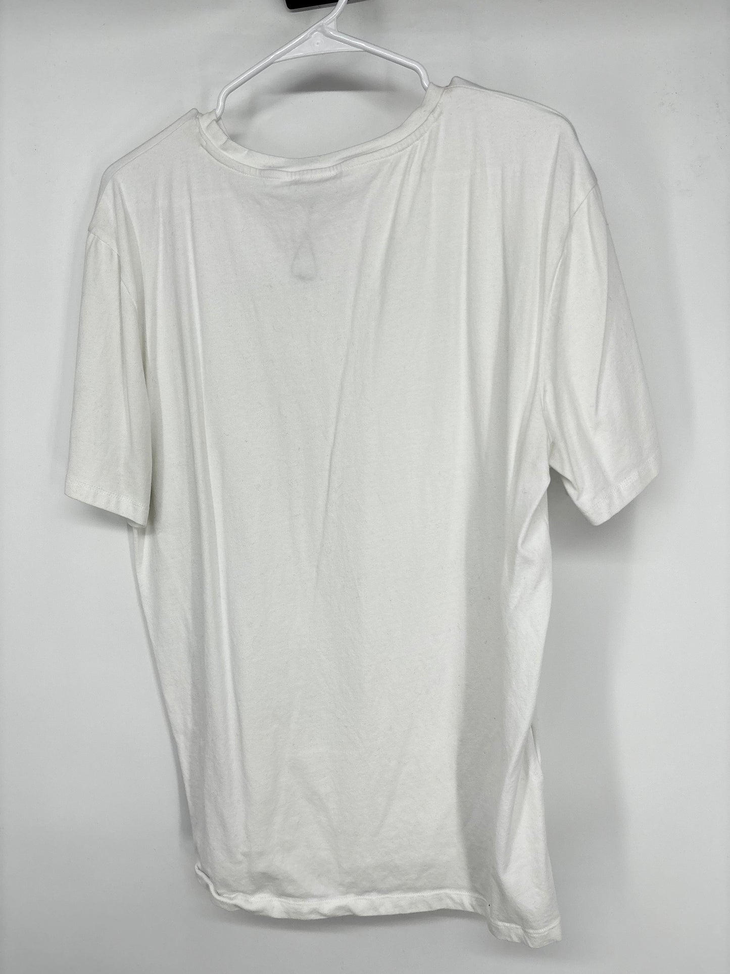 Men’s White Oversized Short Sleeve Tee – Size XL