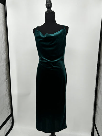 SHEIN Women’s Green Sleeveless Evening Dress – Size M