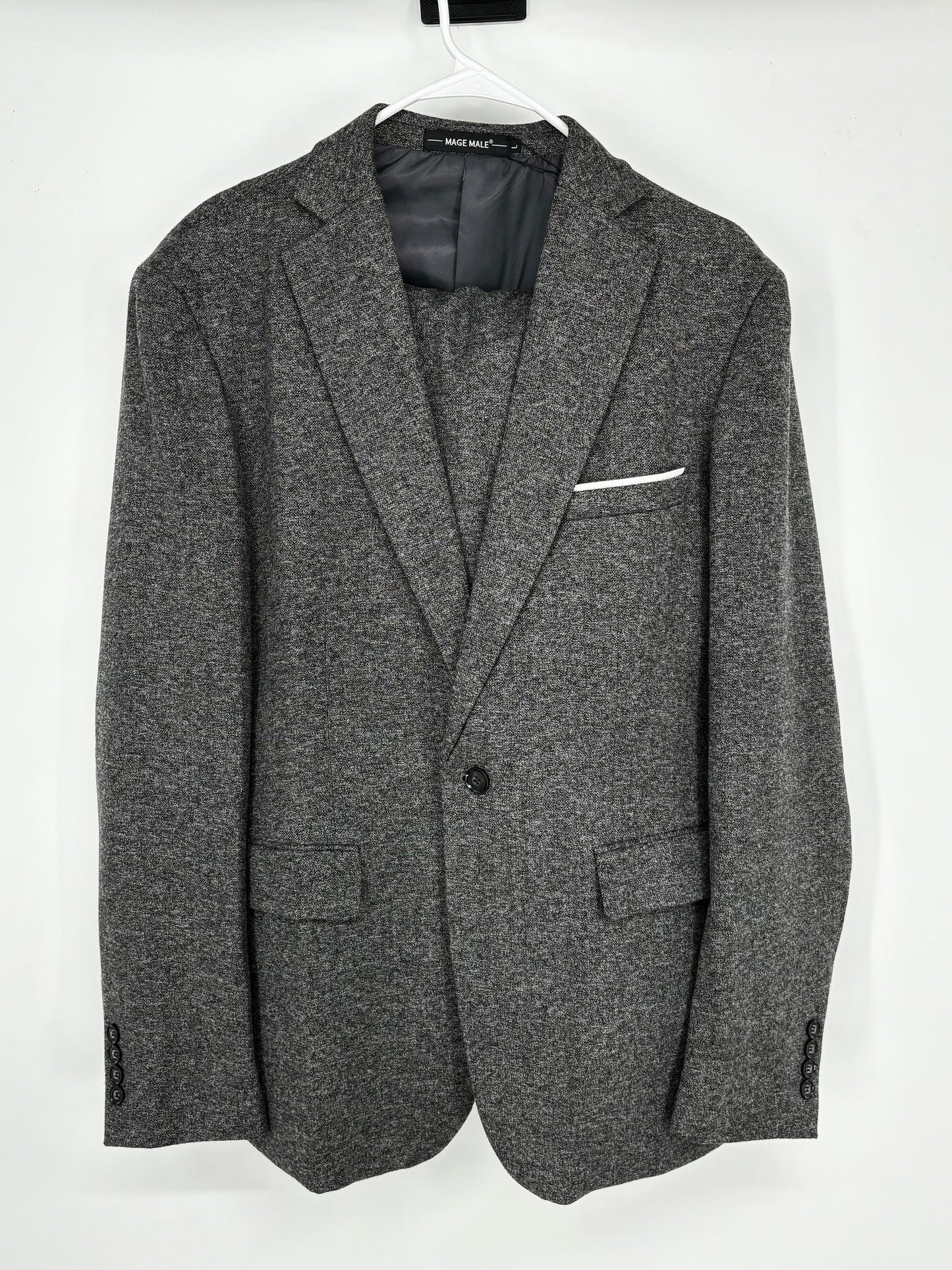 Men’s Gray Single-Breasted Blazer And Pants – Size L