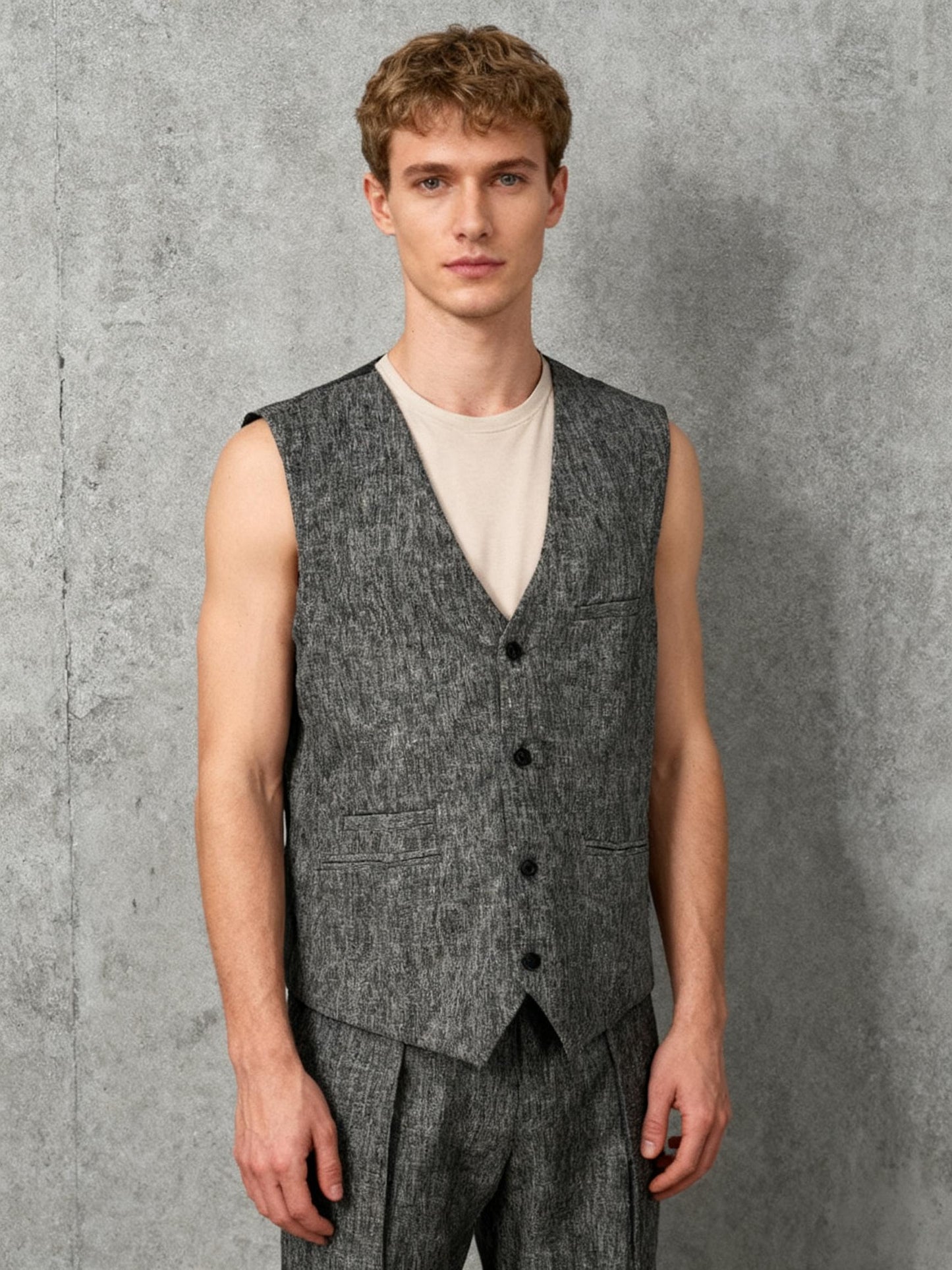 Men’s Gray V-Neck Vest size l