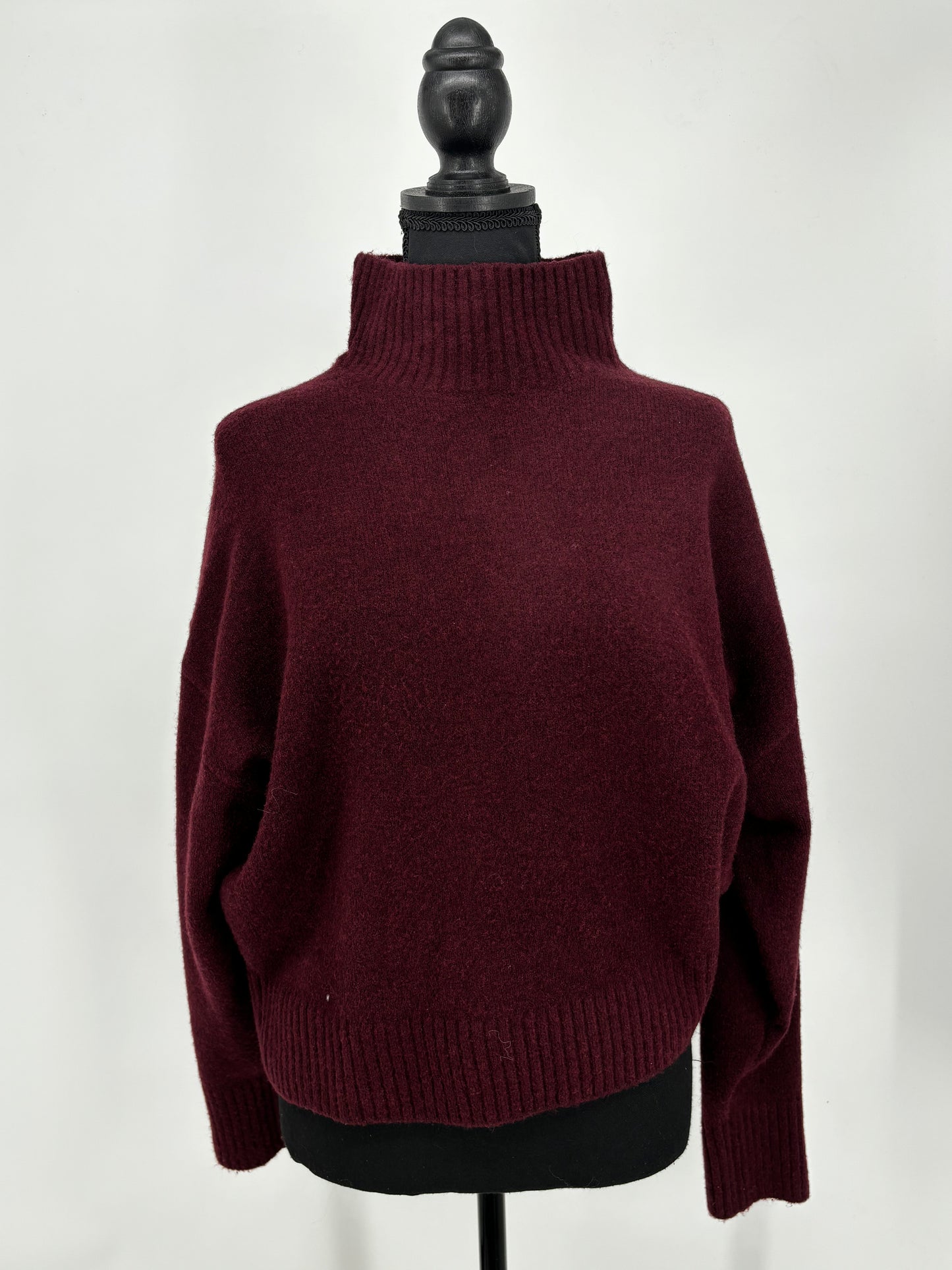 Women’s Burgundy Turtleneck Sweater size m