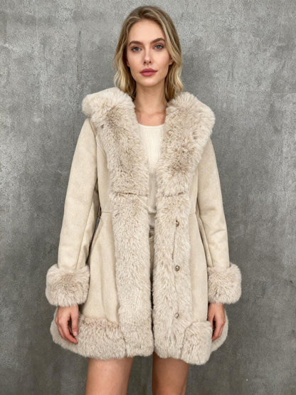 Women’s Off-White Faux Fur Coat size s
