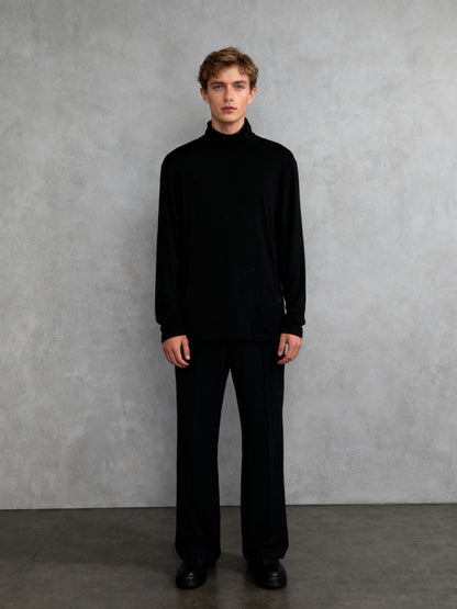 Men’s Black Turtleneck Sweater size m