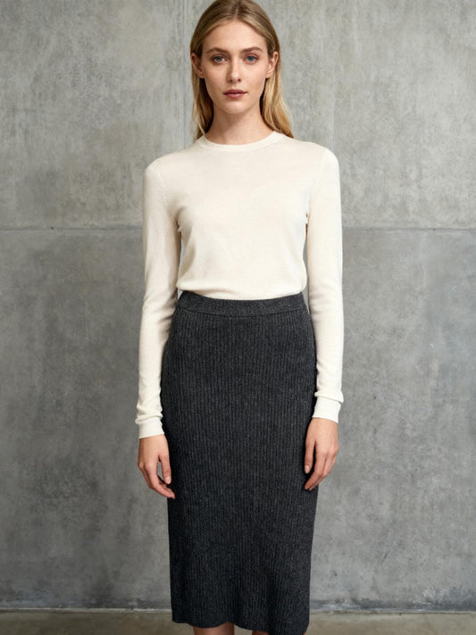 Women’s Black Knit Midi Skirt size m