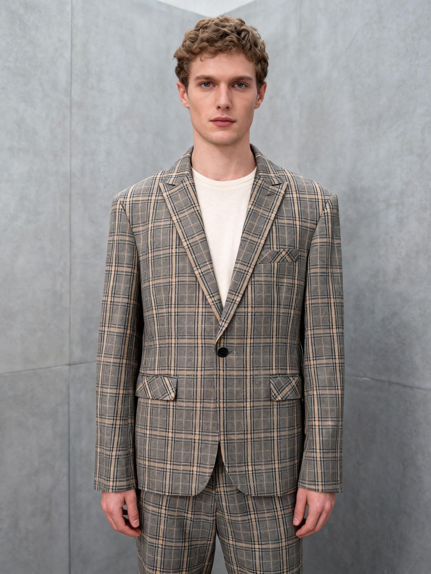 Men’s Light Gray Plaid Blazer size m