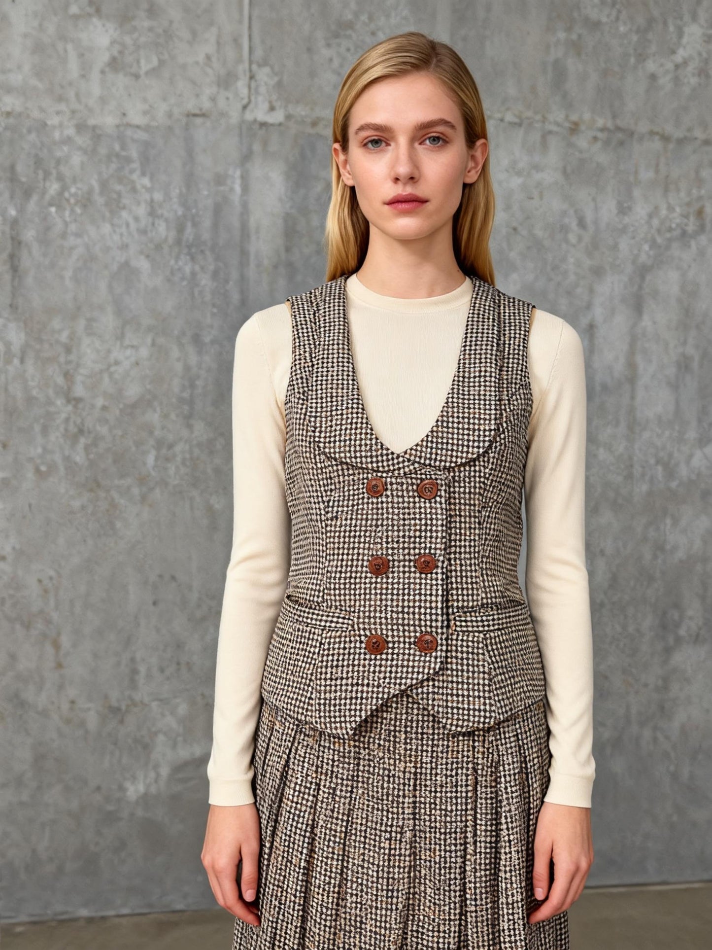 Brown Plaid Vest – Size M