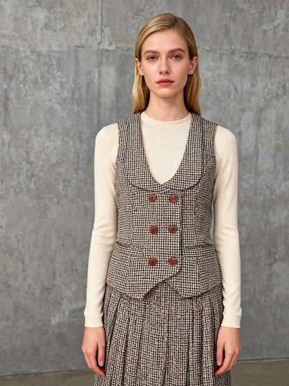 Brown Plaid Vest – Size M
