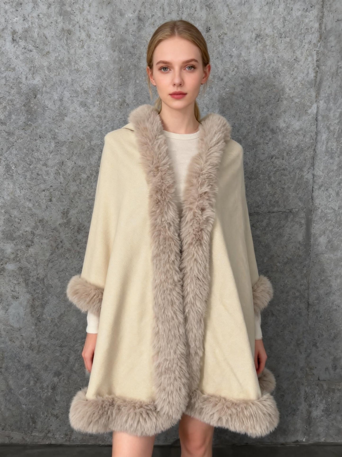 Women's Cream Faux Fur Collar Wrap