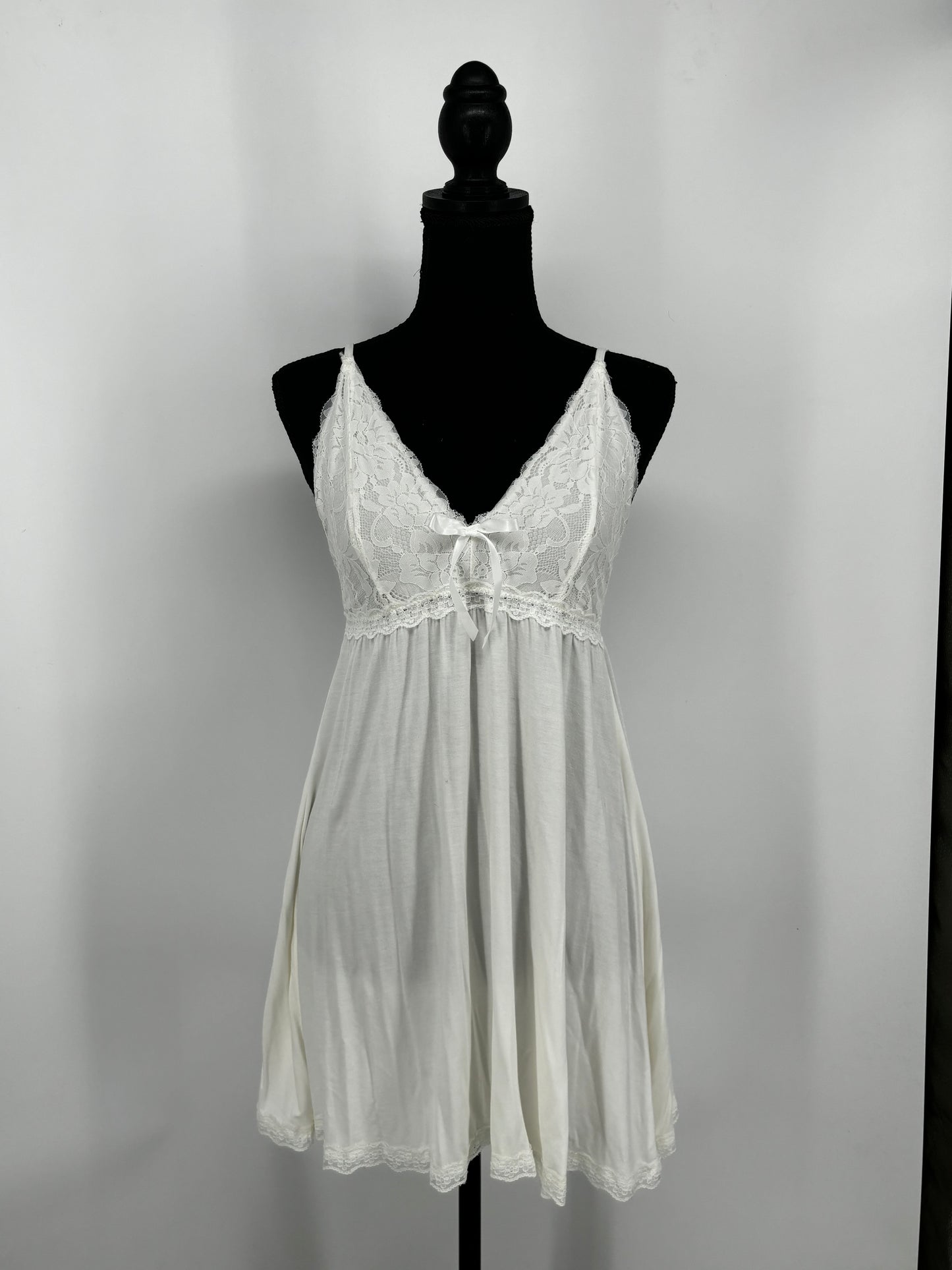 Women's White Lace Cami Nightgown – Size M