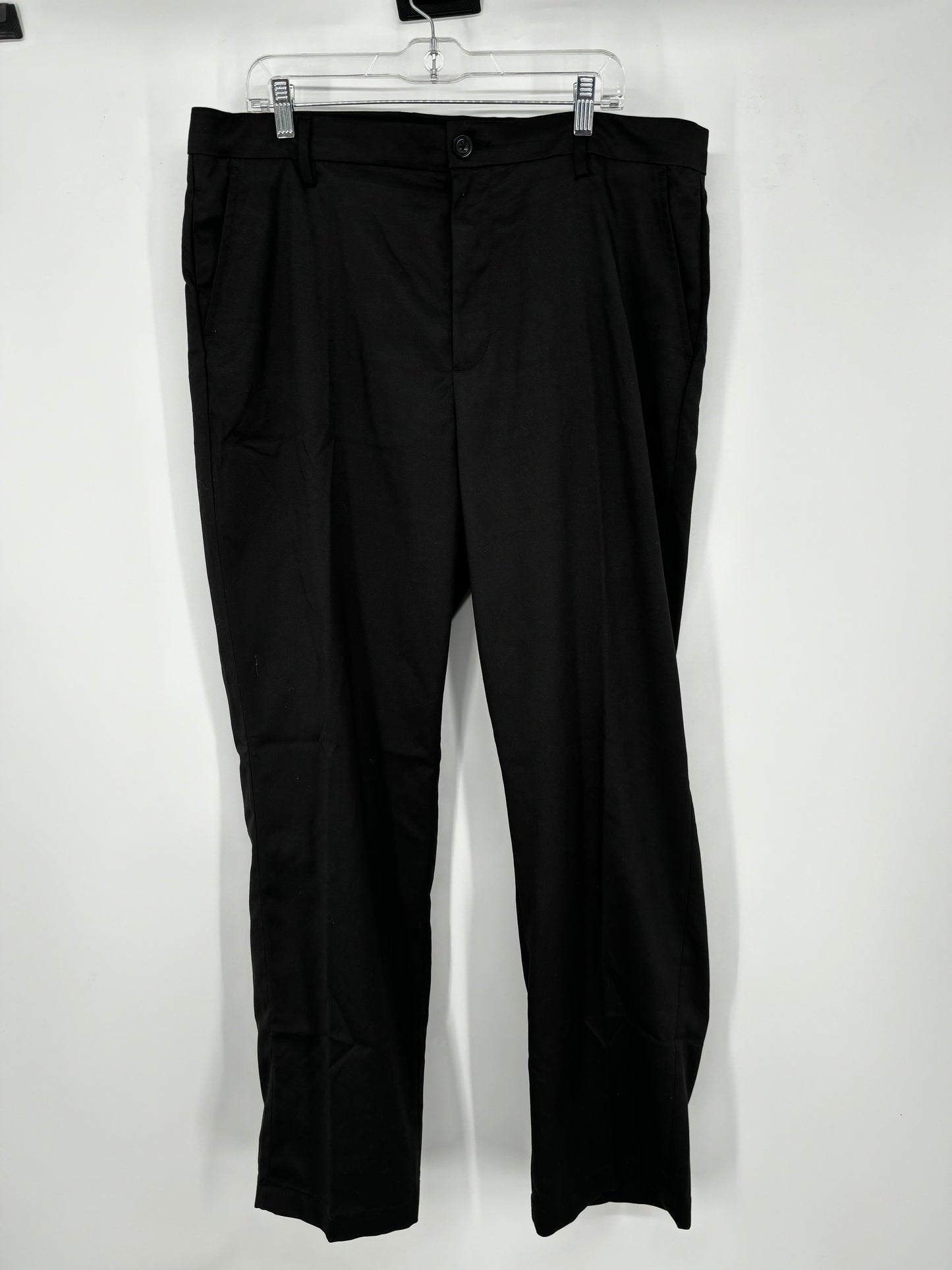 Men’s Black Dress Pants – Size 38W x 32L