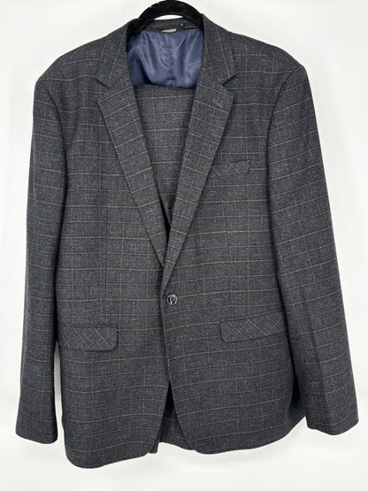 Men’s Dark Gray Plaid Blazer – Size M