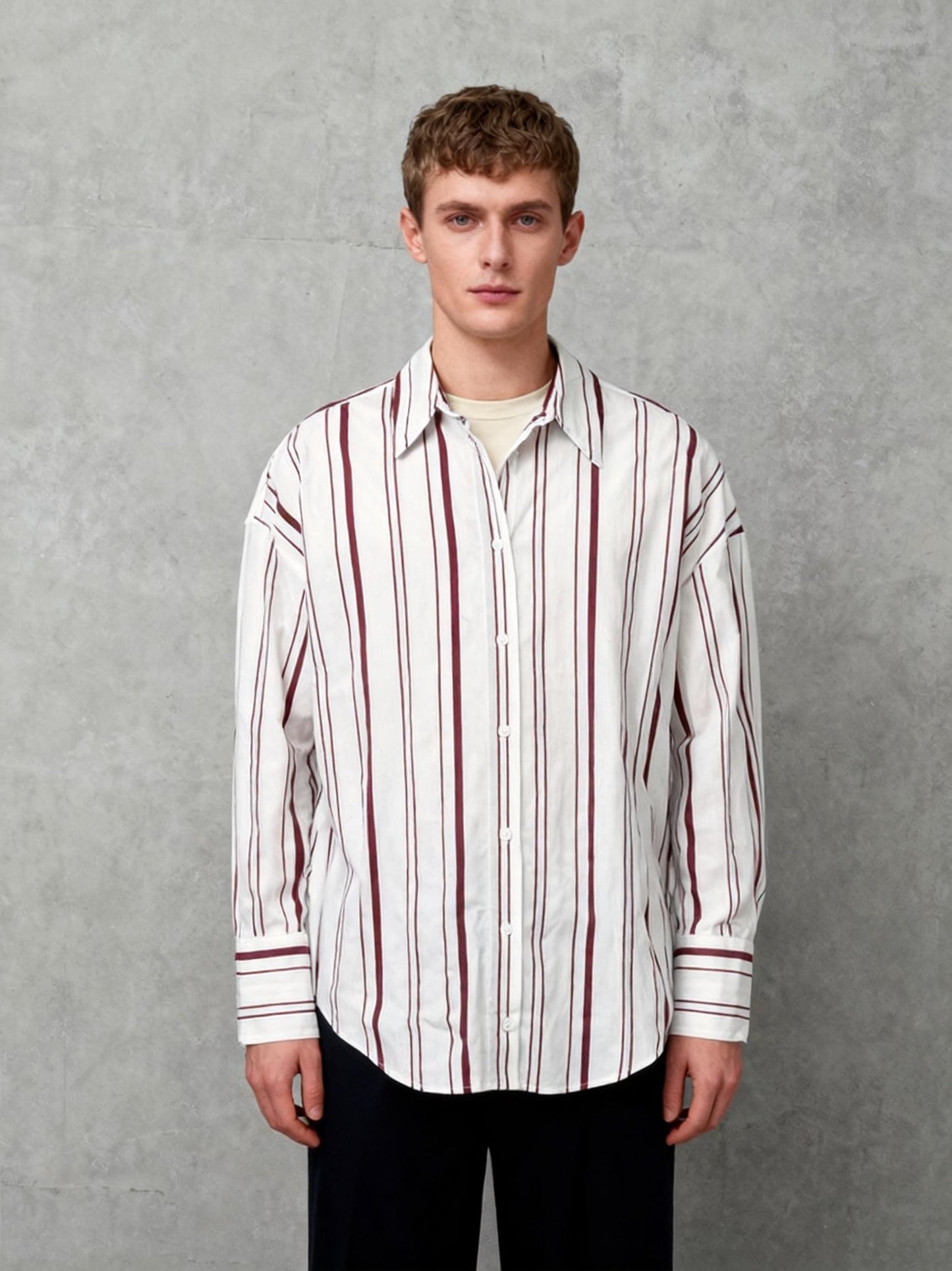 Men’s White Pinstripe Dress Shirt – Size S