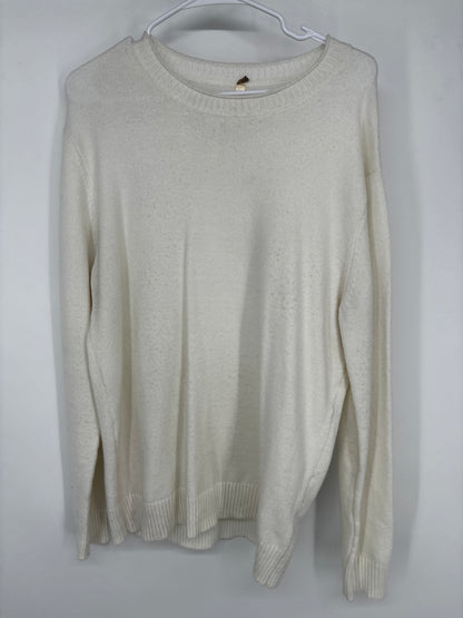 Men’s White Fine Knit Sweater – Size L