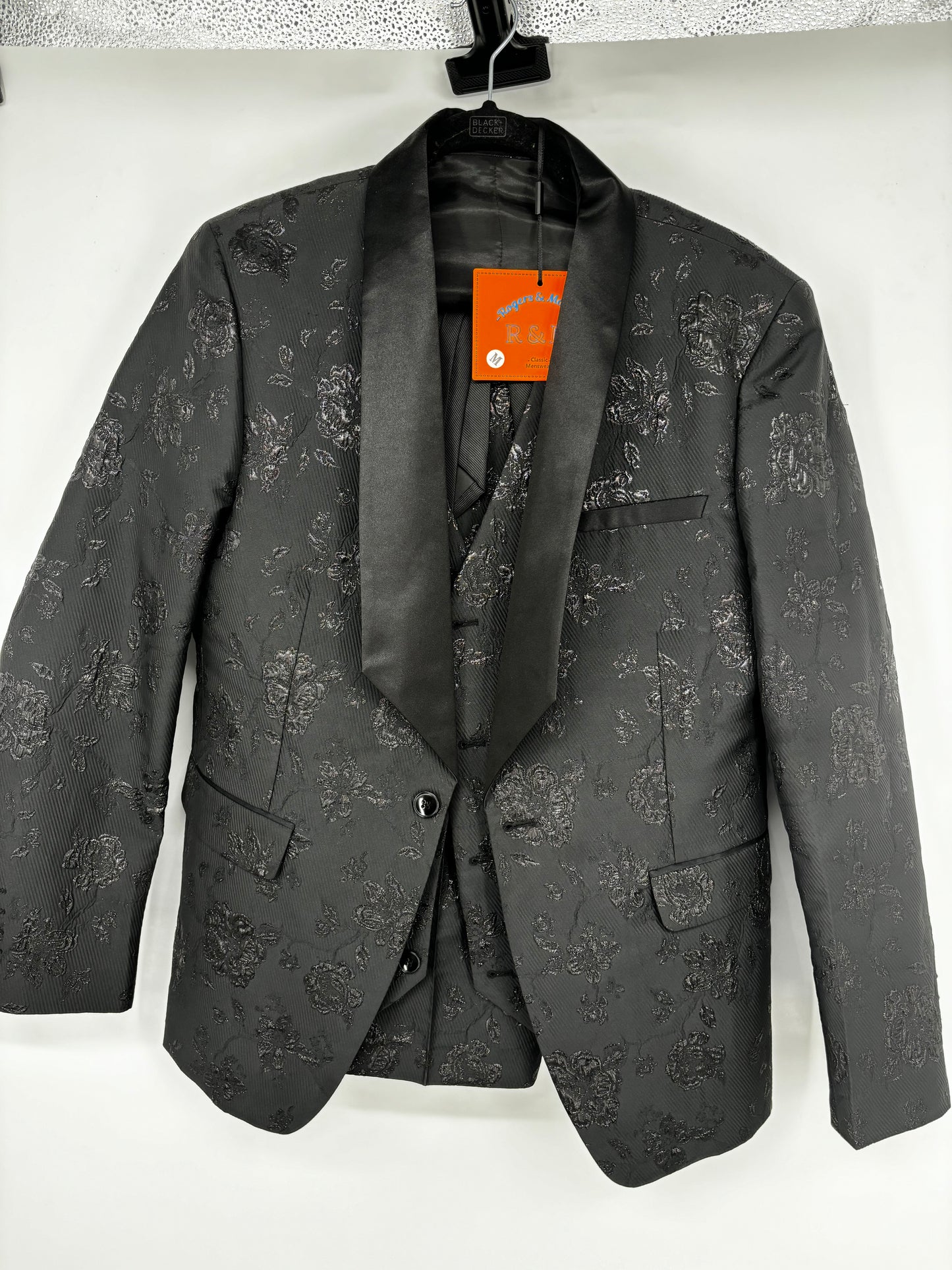 Men’s Black Embroidered Pattern Blazer – Size M