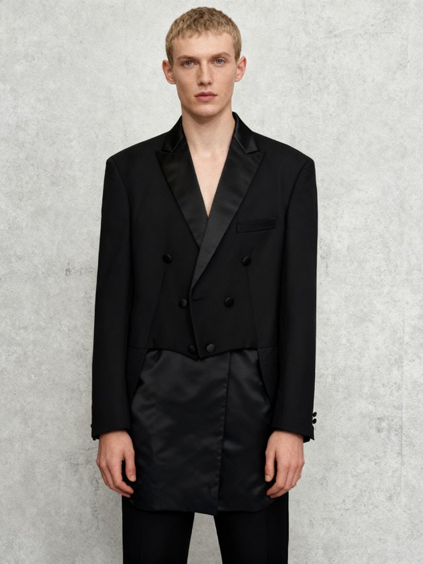 Men’s Black Mid-Length Blazer – Estimated Size L