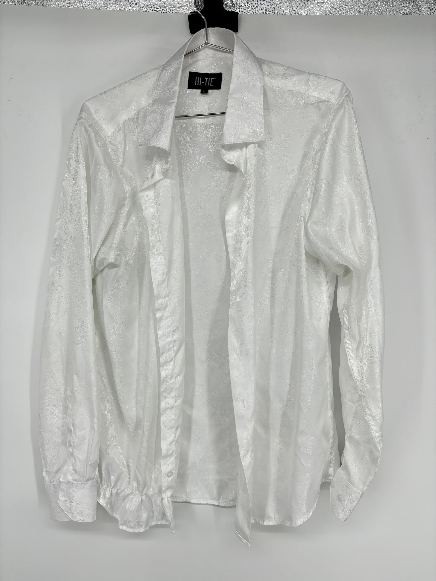 Men’s White Embroidered Shirt – Size M