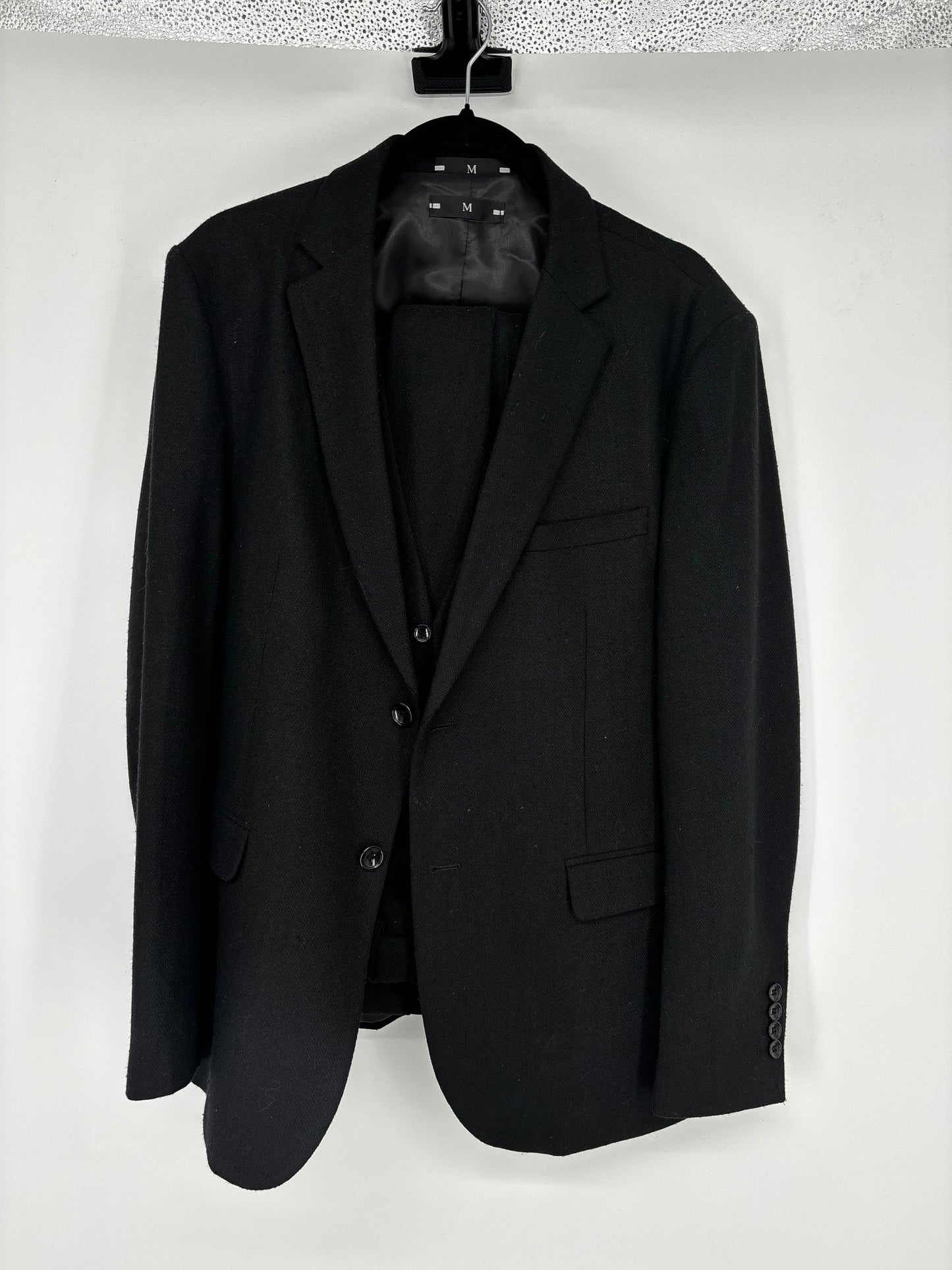 Men’s Black Blazer – Size M