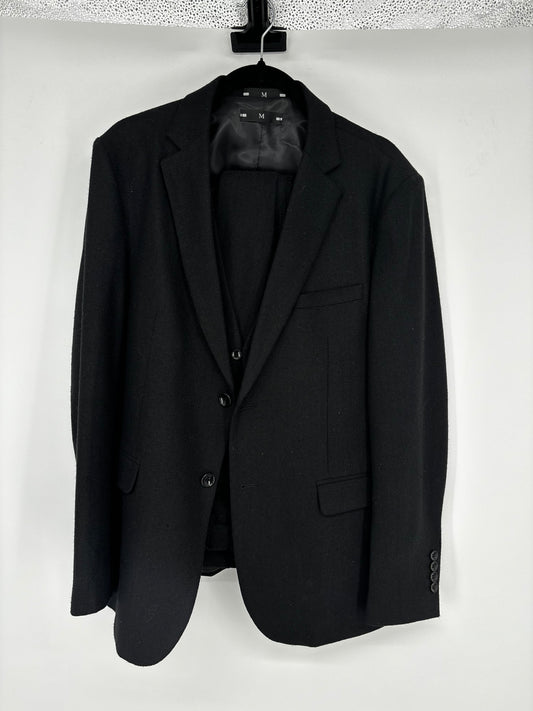 Men’s Black Blazer – Size M