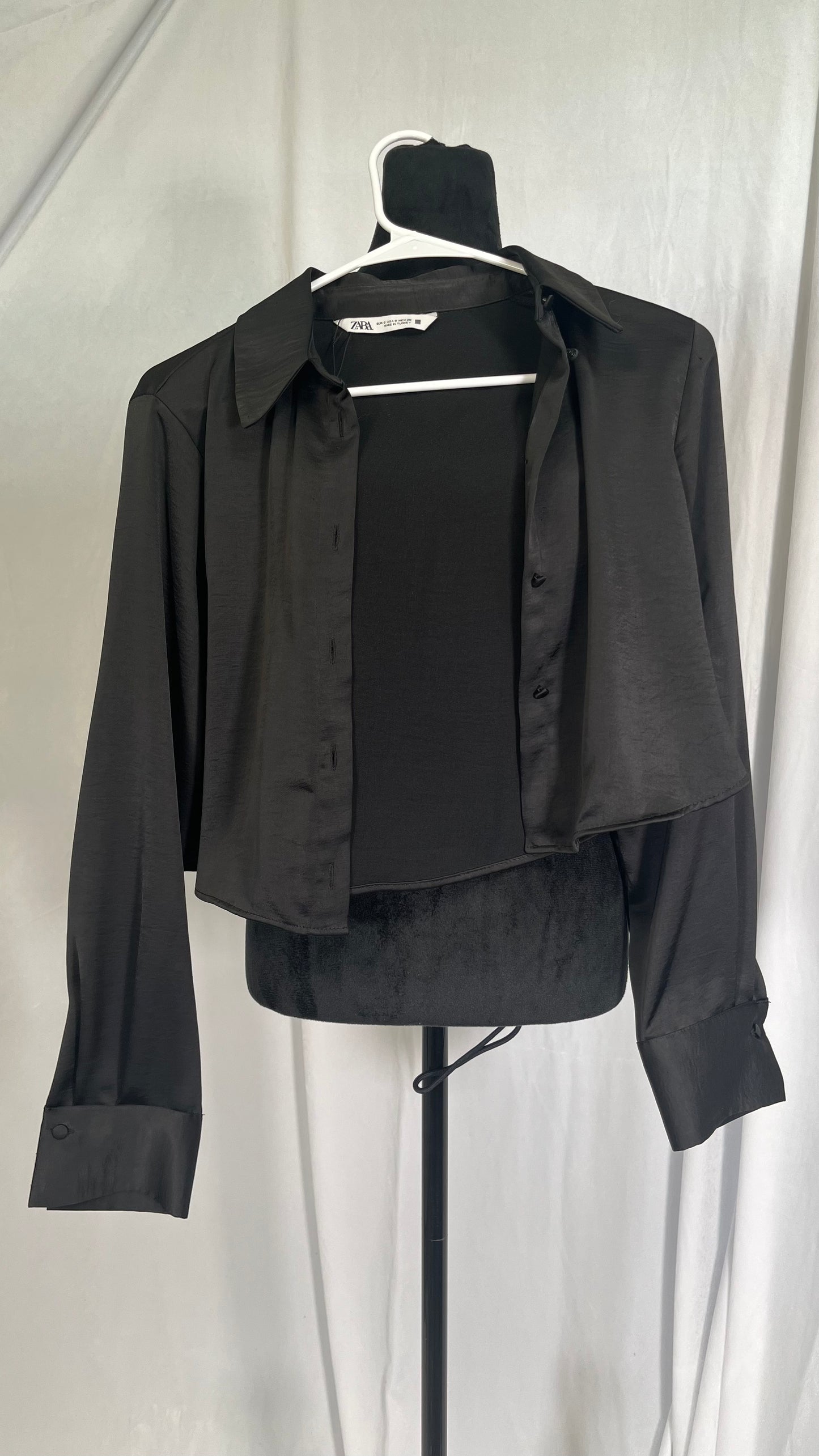 ZARA Short Black Top Shirt Size S