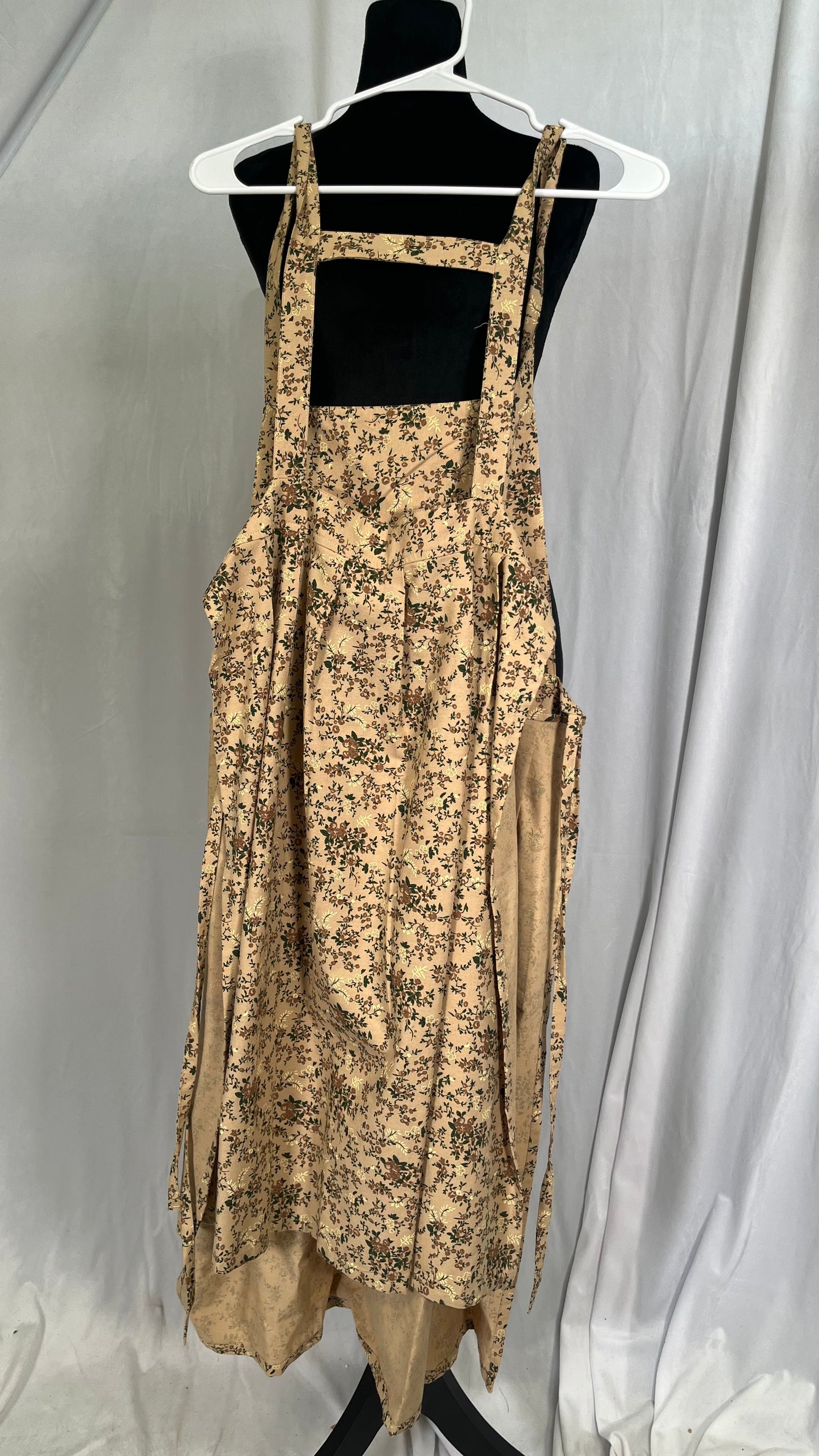 Pinafore Apron Dress，Japanese Cotton Linen Cross Back Apron for Women with Pockets，Pinafore Dress with Waist Ties (Brown flower) didn't find size on picture