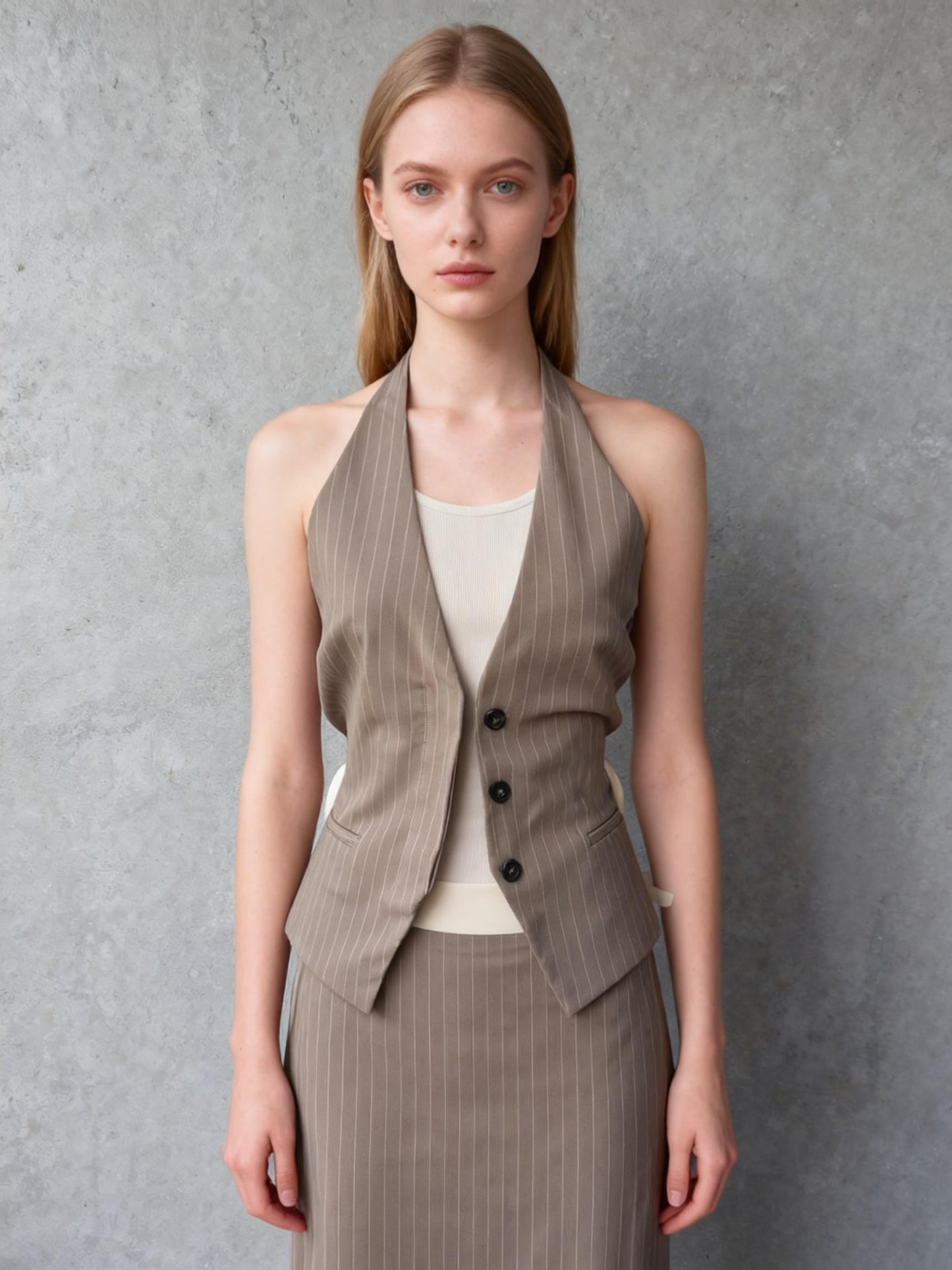 Women's vest brown size L