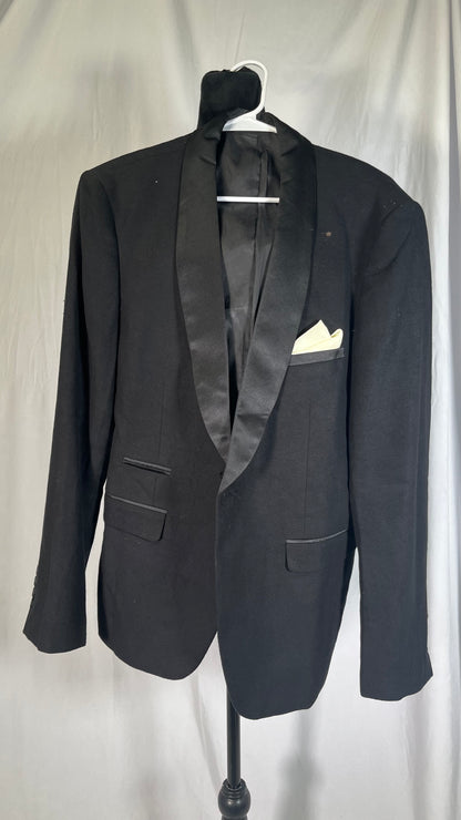 100% Polyester Regular Fit Classic Satin Notch Lapel One Button Men’s Black Tuxedo Jacket Size M