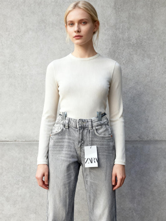 STRAIGHT FIT JEANS size 6/7