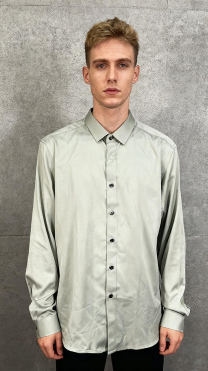 Short Green Shirt Size M